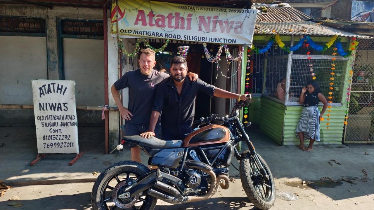Atathi Niwas Guest House For Backpackers And Travellers Shiliguri Exterior foto