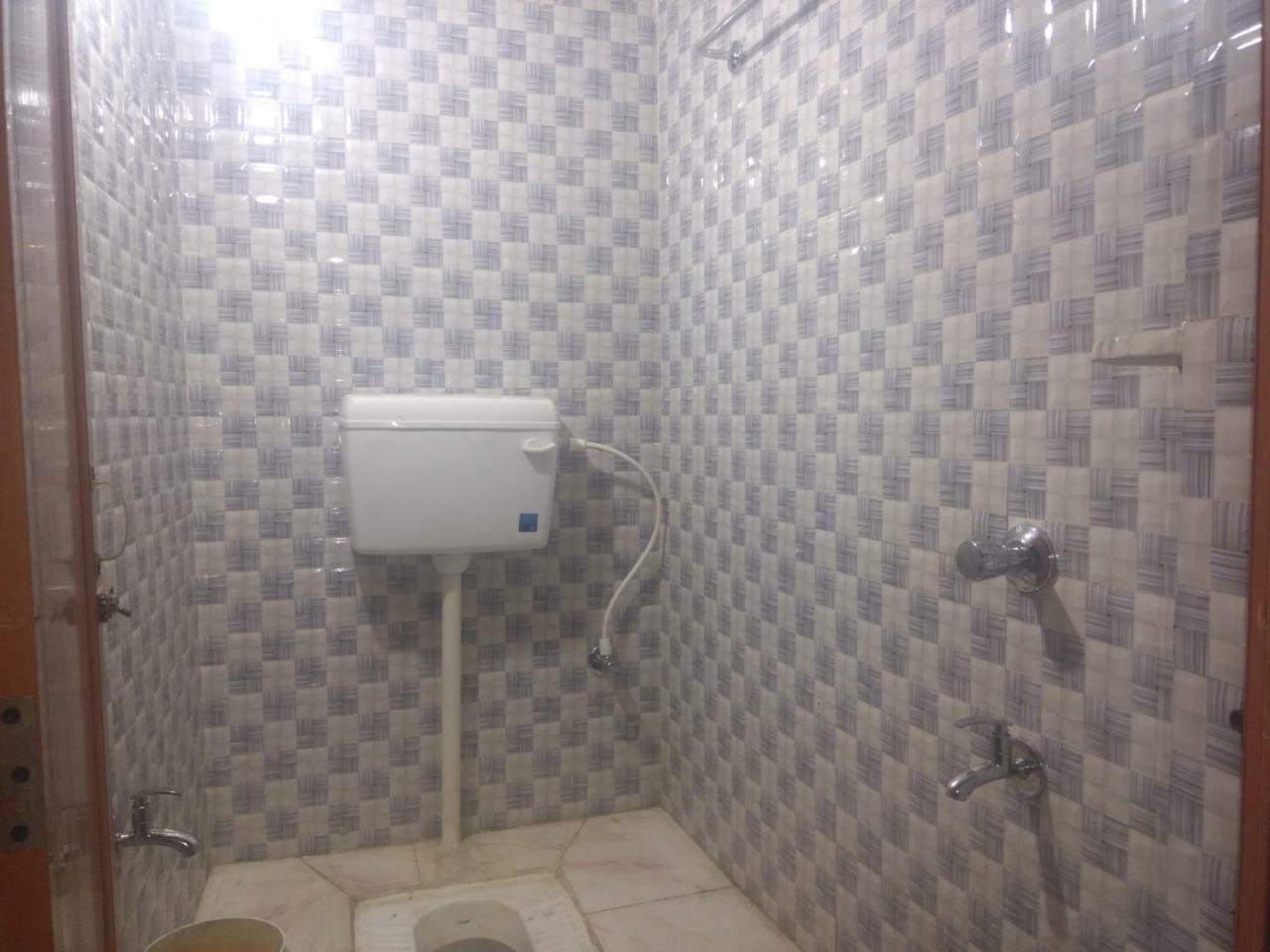 Atathi Niwas Guest House For Backpackers And Travellers Shiliguri Exterior foto