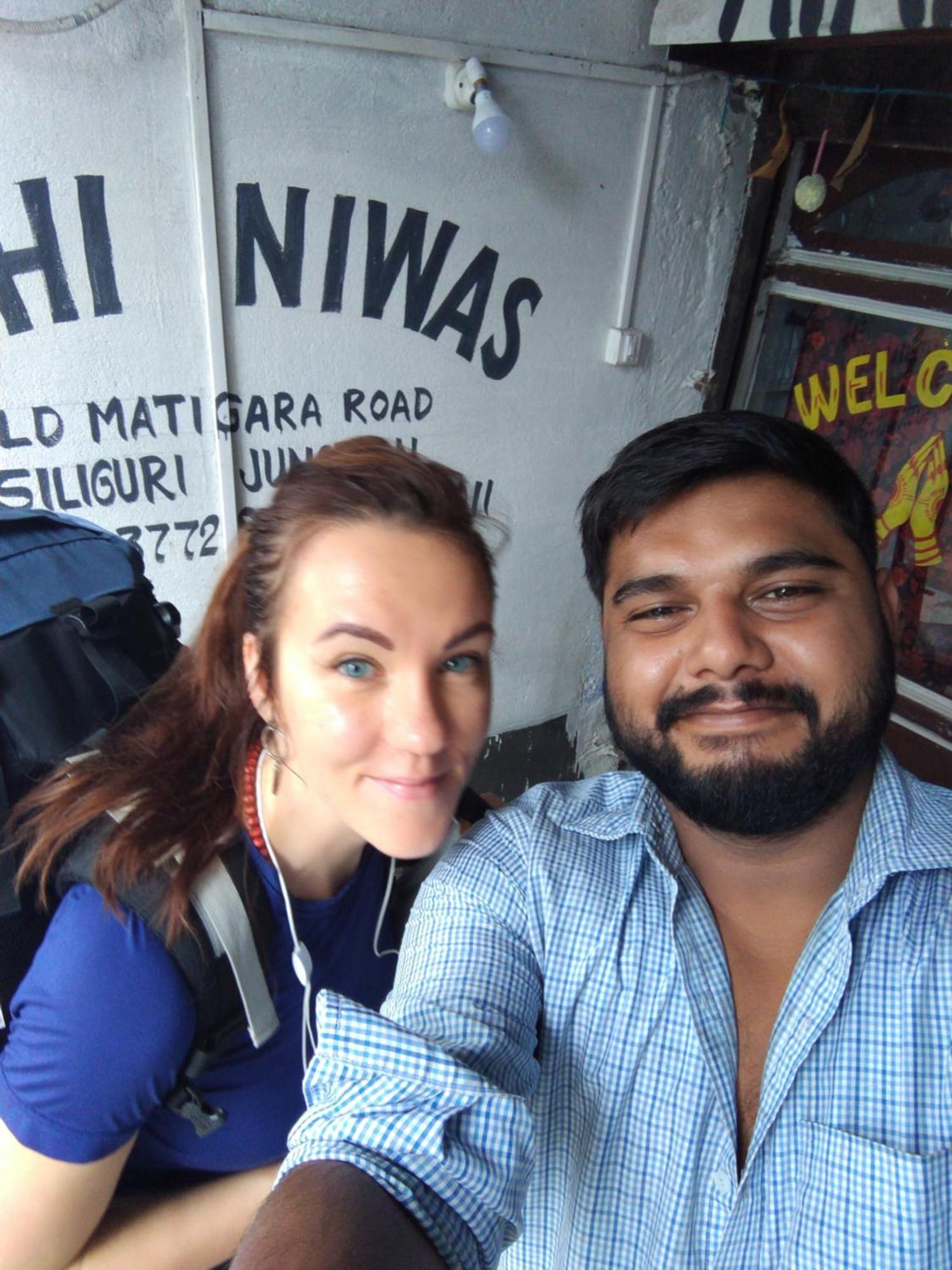 Atathi Niwas Guest House For Backpackers And Travellers Shiliguri Exterior foto